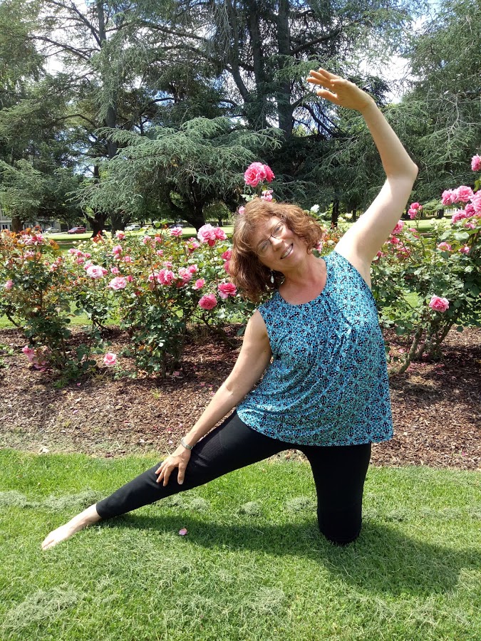 Robyn gate pose
